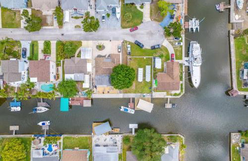 Beautiful & Cozy Home on a Canal in Hudson, FL! - Foto 62