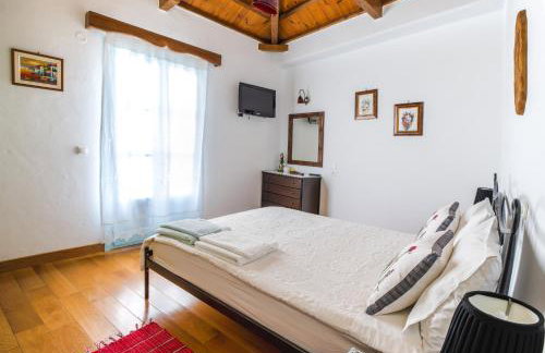 Stella's traditional house. - Foto 77