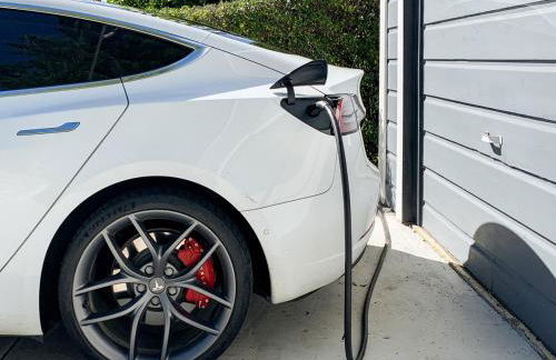 1884 Elegant Home Fire Pit, Tesla Tech, Near DT - Foto 45