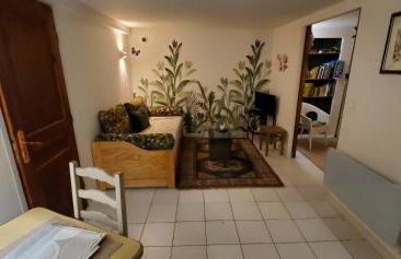 Les Nympheas, au calme, grand jardin à 15 min de Disney - Foto 3