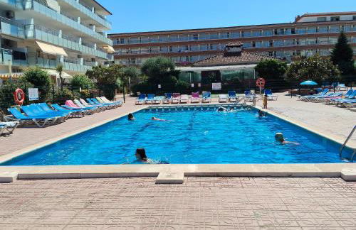 Alegre apto con piscina, a 300m de la playa. - Photo 9
