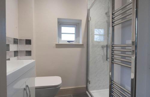 Luxury country oak beamed peaceful retreat - Photo 6