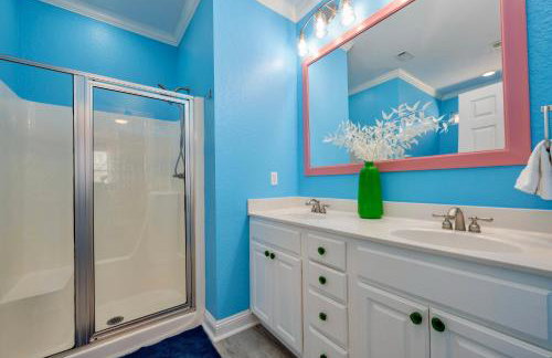 Walk2Beach - Golf Cart - Arcades - Stocked Kitchen - Foto 27