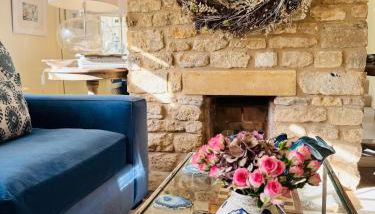 Vine Cottage - Photo 4