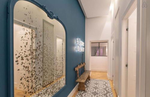 COURS SALEYA Renovated 3 Bedrooms 1 min to Beach Air Conditioning - Foto 12