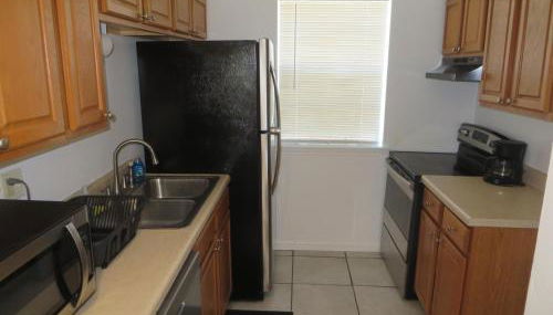 Close to Store & Airport - Foto 3, stove