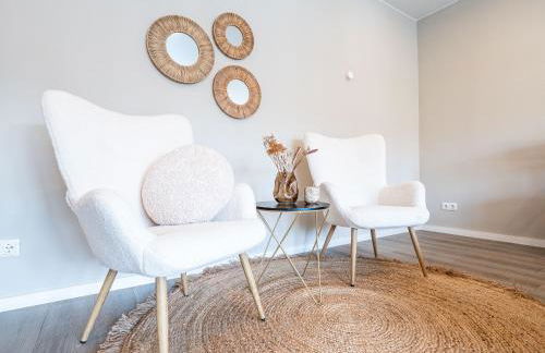 Design Apartment zentral für 6 in Andernach: Ausblick, WiFi, Küche - Photo 35