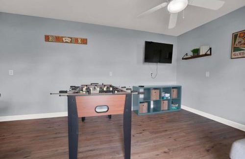 Luxury Bathroom Home with Game Room 25 Mins to PCB - Foto 28