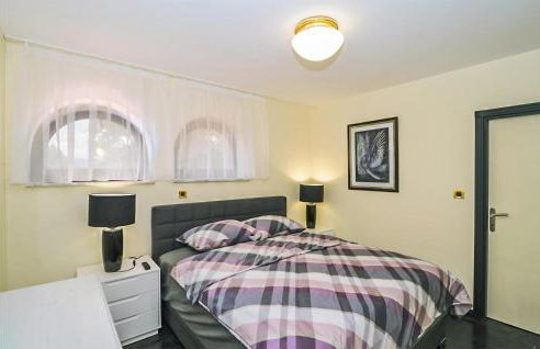 Pet Friendly Home In Jurdani With Sauna - Foto 22