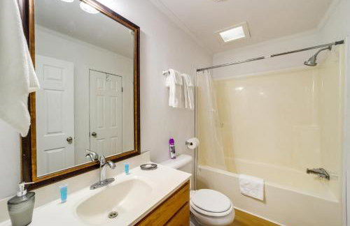 Pet-Friendly Checotah Home with Deck and Lake Views! - Foto 22