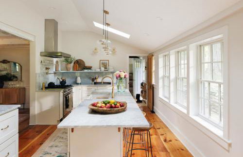 Stylish Rural Sanctuary Perfect for Every Season! - Foto 9