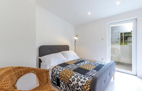 Villa Ume - heated pool, sauna, volleyball court - Photo 22