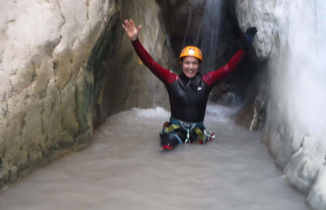 Canyoning at Buitre Gorge - Foto 6