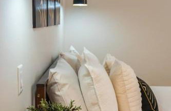 Studio Luxe - 1BR-1BA - Private Patio & Grill - Foto 21