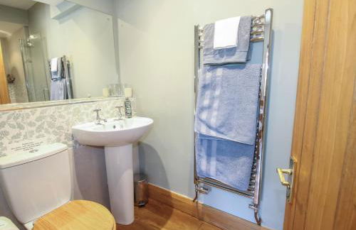 Foxholes Barn - Photo 10