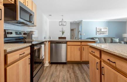 Landing Incredible 2BD Pool Clubhouse - Foto 6