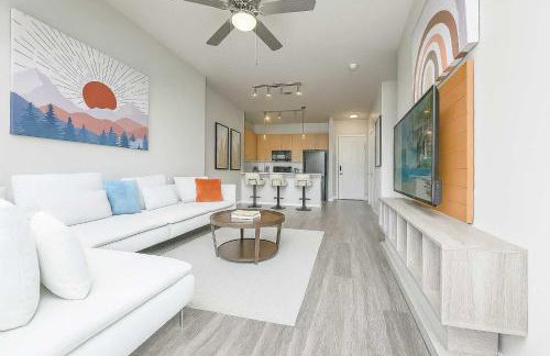 Poolside Comfort 2BR Galleria Stay AND Garage - Foto 18