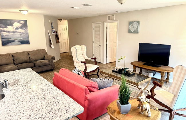 3 Bed Home 5 Mins to JAX Airport & Zoo - Foto 20