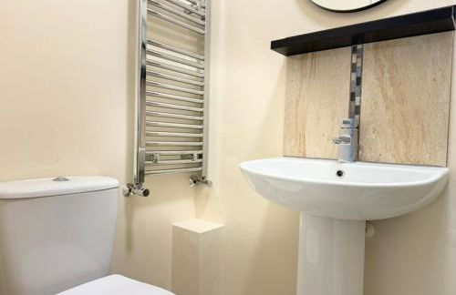 Large House for 21 - Nottingham City - Photo 44