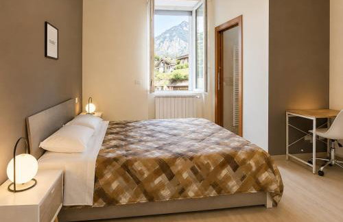 Cattaneo 65 - 3 Bedrooms, 5 minutes from Lake Como and station - Parking - Foto 1