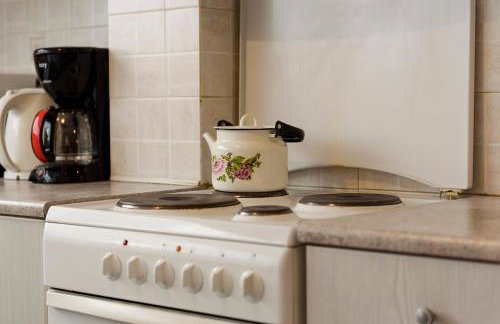 Mother's House - Photo 72