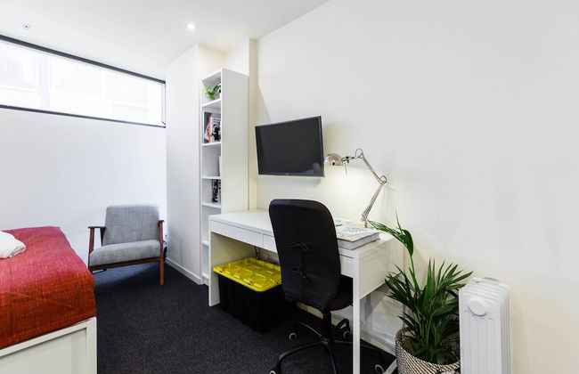 EMILY, Carlton Studio Apartment - Photo 10