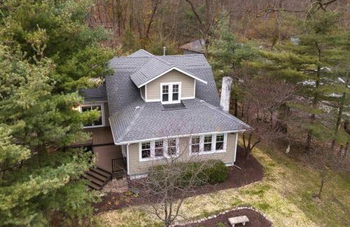 Riverside Retreat! - Photo 26