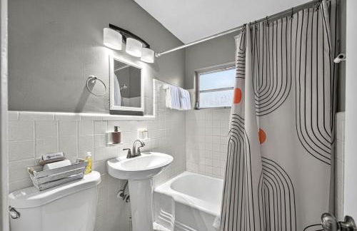 Happy Days at Two Oaks 4BD Home Minutes From Beautiful Lake Hollingsworth - Foto 16