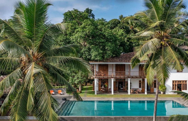 Luxurious 07 Bedroom Hilltop Villa With Private Gym - Photo 1