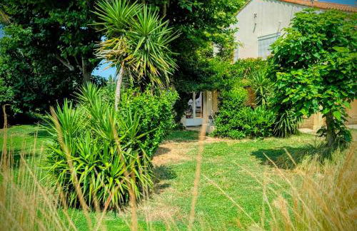 Le Gîte d'Entressen studio Piscine Jeux & Pétanque Istres Miramas - Foto 14