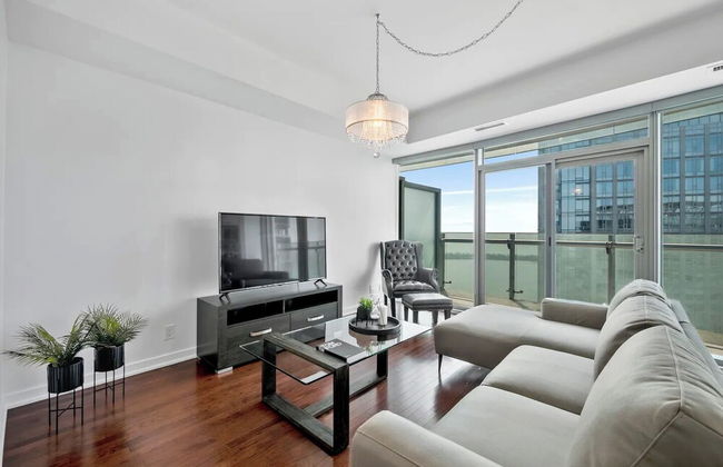 The Harbour Toronto - Photo 54