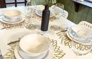 3-Bed, Sleeps 6, 1 Bath, Parking, WiFi - Foto 12