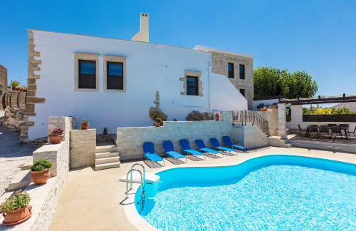 Penthe Manor House, Rustic Secret Retreat, By ThinkVilla - Photo 1