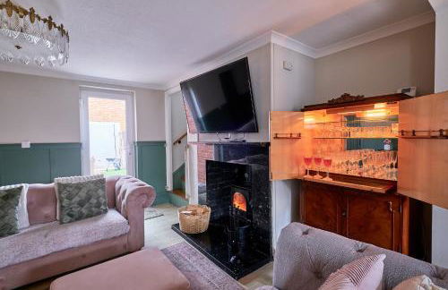 Winterton Sea Sanctuary, Hot Tub & Log Burner by the Dunes - Foto 79