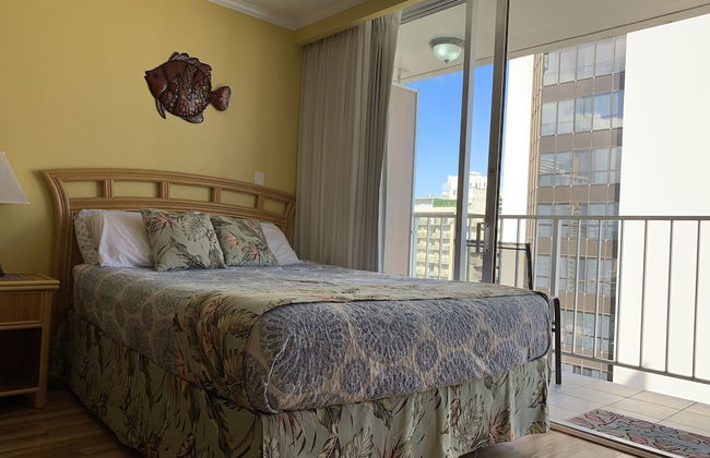 Tropical Studios at Marine Surf Waikiki - Photo 45