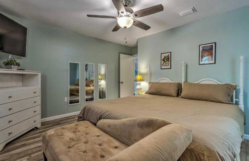 Stellar Fort Walton Retreat about 2 Mi to Beach! - Foto 18