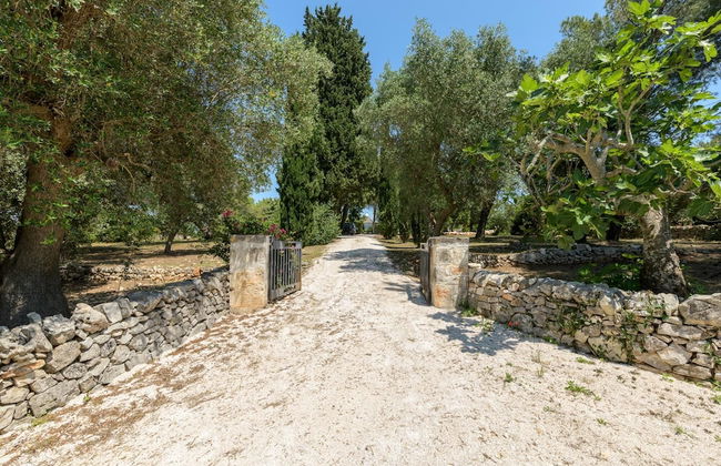 Trullo Kallist con Piscina by Wonderful Italy - Foto 40