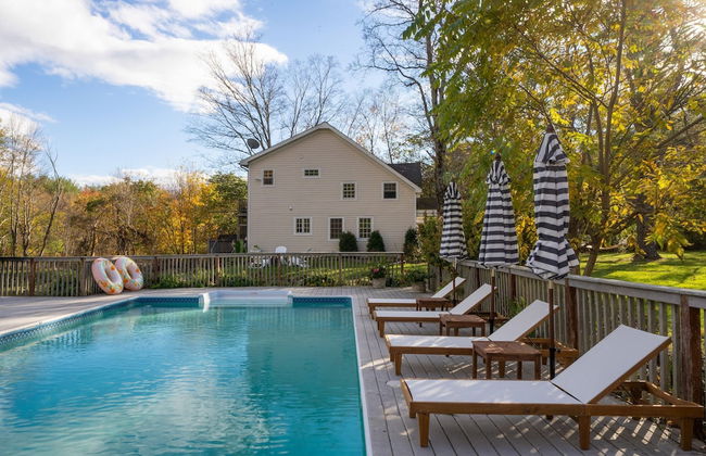 Cortland by Avantstay Charming Heritage Estate w Private Lake Pool - Foto 5