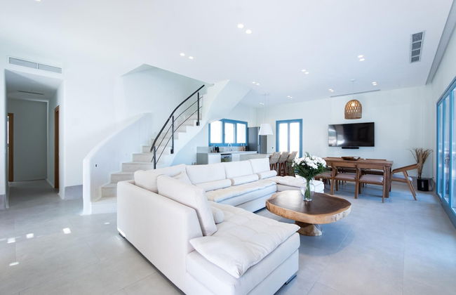 Aora Villa Private Pool - Photo 43