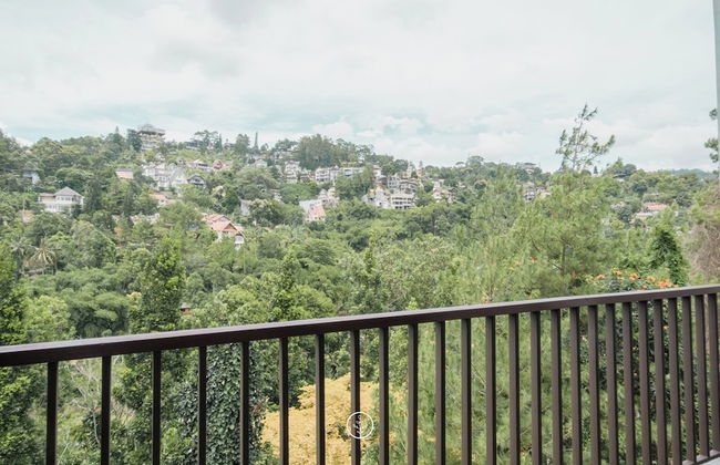 Chamomile Hill View 6BR Villa pool and movie room - Photo 25