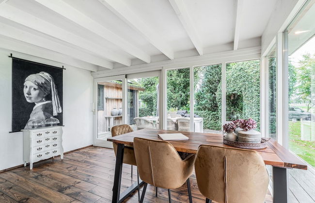 Fantastic Chalet Near Open Waterways, hot tub - Photo 29