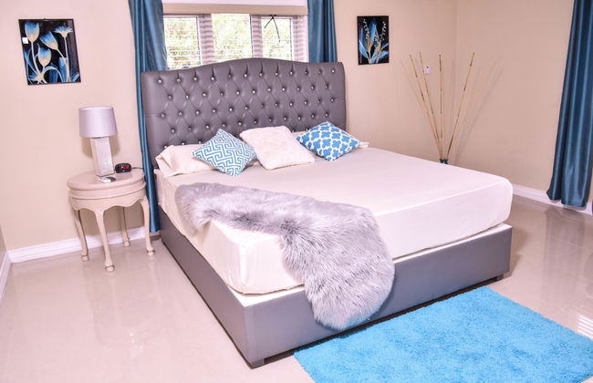 Executive Arcadia Luxury Guest Apartment - Photo 23