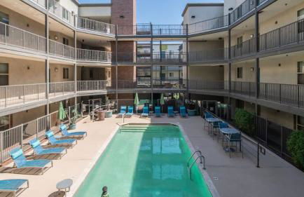 Extensive 2BD - ASU - Sloan Pk - WD - Parking - Sleeps 8 - Foto 7