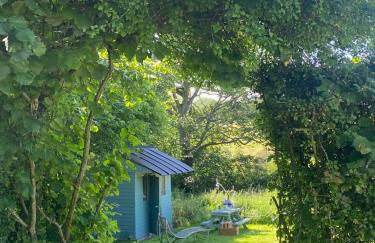 Luxury homely open-plan Barn with log burner & games room - Foto 18