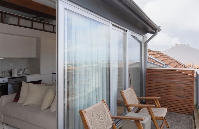 Liiiving - Mezzanine Delight Balcony - Photo 22