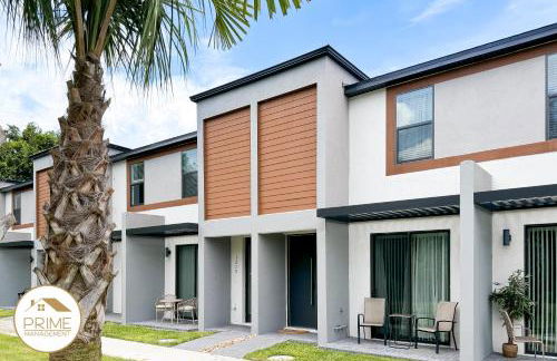 Elegant 3BR Townhouse wResort Pool10 Min Disney - Foto 68