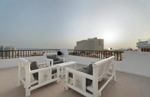 Apartment - Sleeps 4 - Jacuzzi - Terrace - Pool - Foto 34