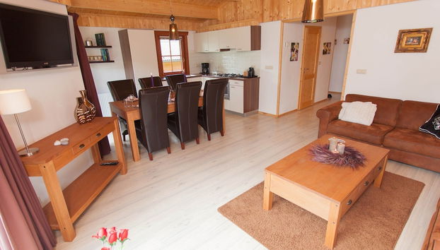 Comfortable Wooden Chalet in the Achterhoek - Foto 4, Sala de estar