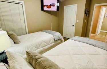 Eastgate 14B Stylish Townhouse 5 min to downtown Hammond - Foto 53