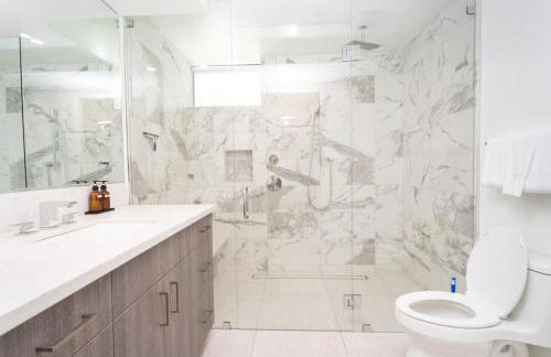 Bright and Trendy - Panoramic - Chic - Prime Location - Foto 23